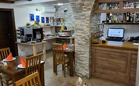B&B Millenium House